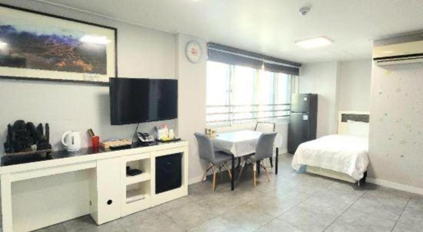 Novalus Tourist Hotel Seoul Exterior photo
