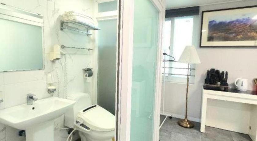 Novalus Tourist Hotel Seoul Exterior photo